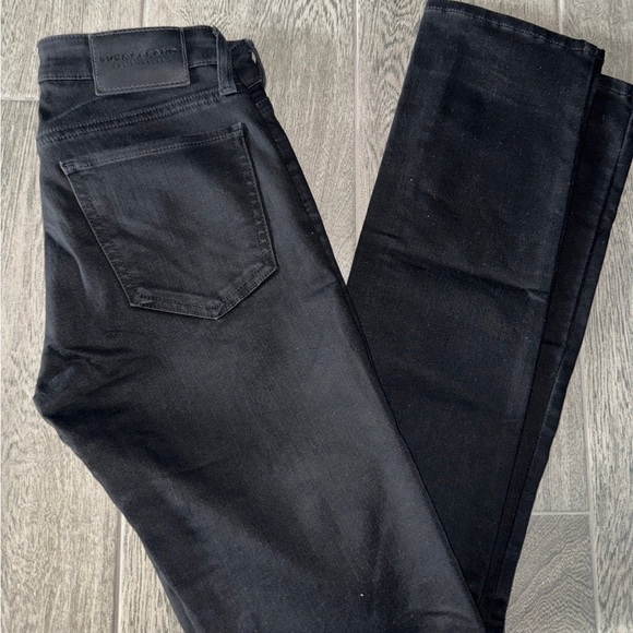 Lucky brand Mid Rise Sweet Straight - Picture 4 of 12